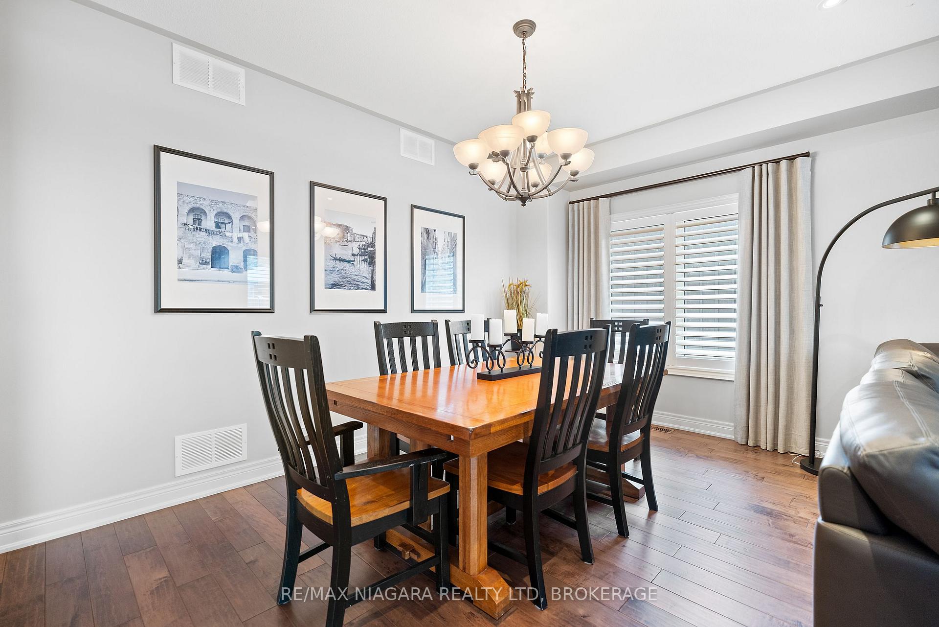 Photo 12 of 69 MacKenzie King Avenue, St. Catharines, Secord Woods — HOMEH