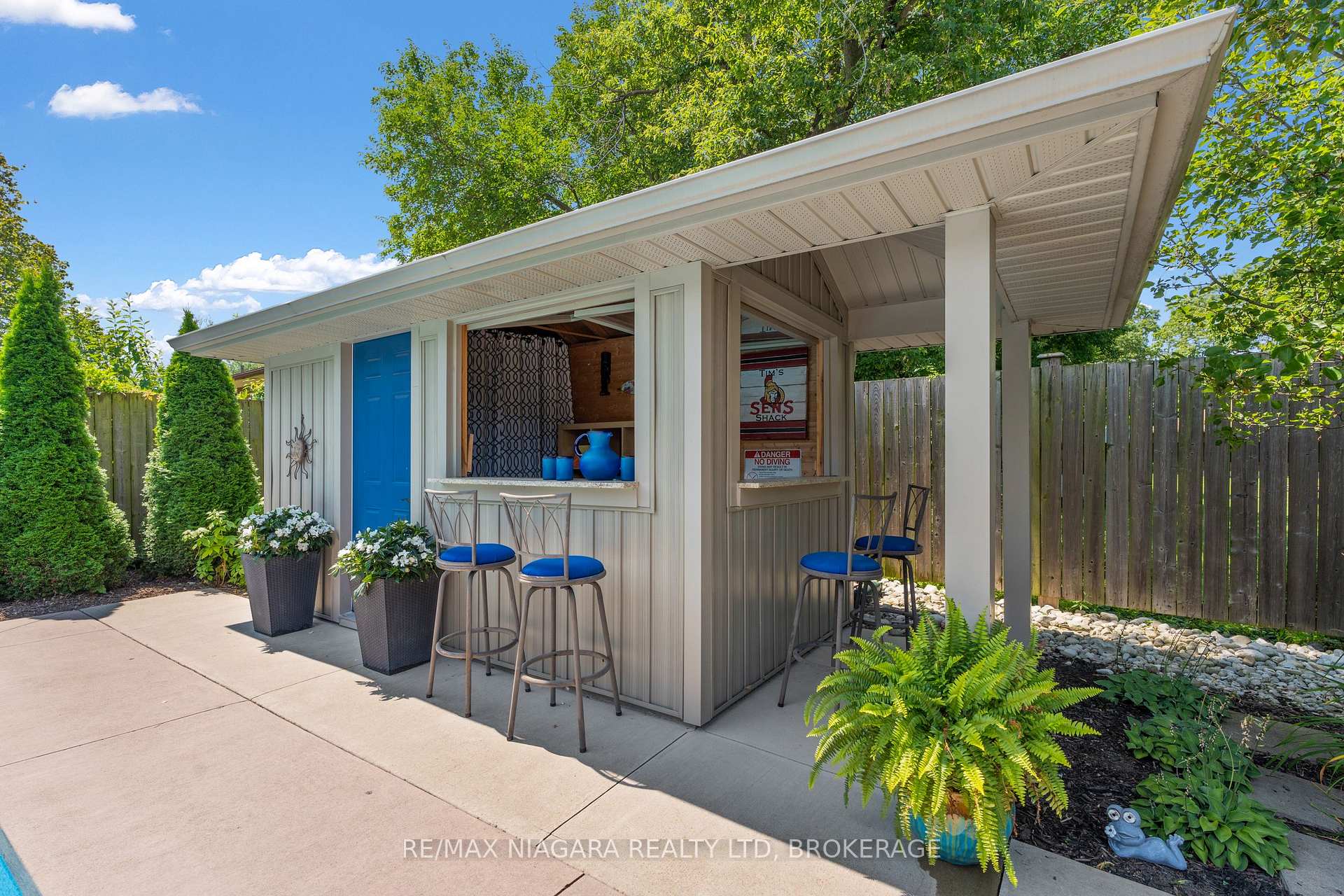 Photo 25 of 69 MacKenzie King Avenue, St. Catharines, Secord Woods — HOMEH