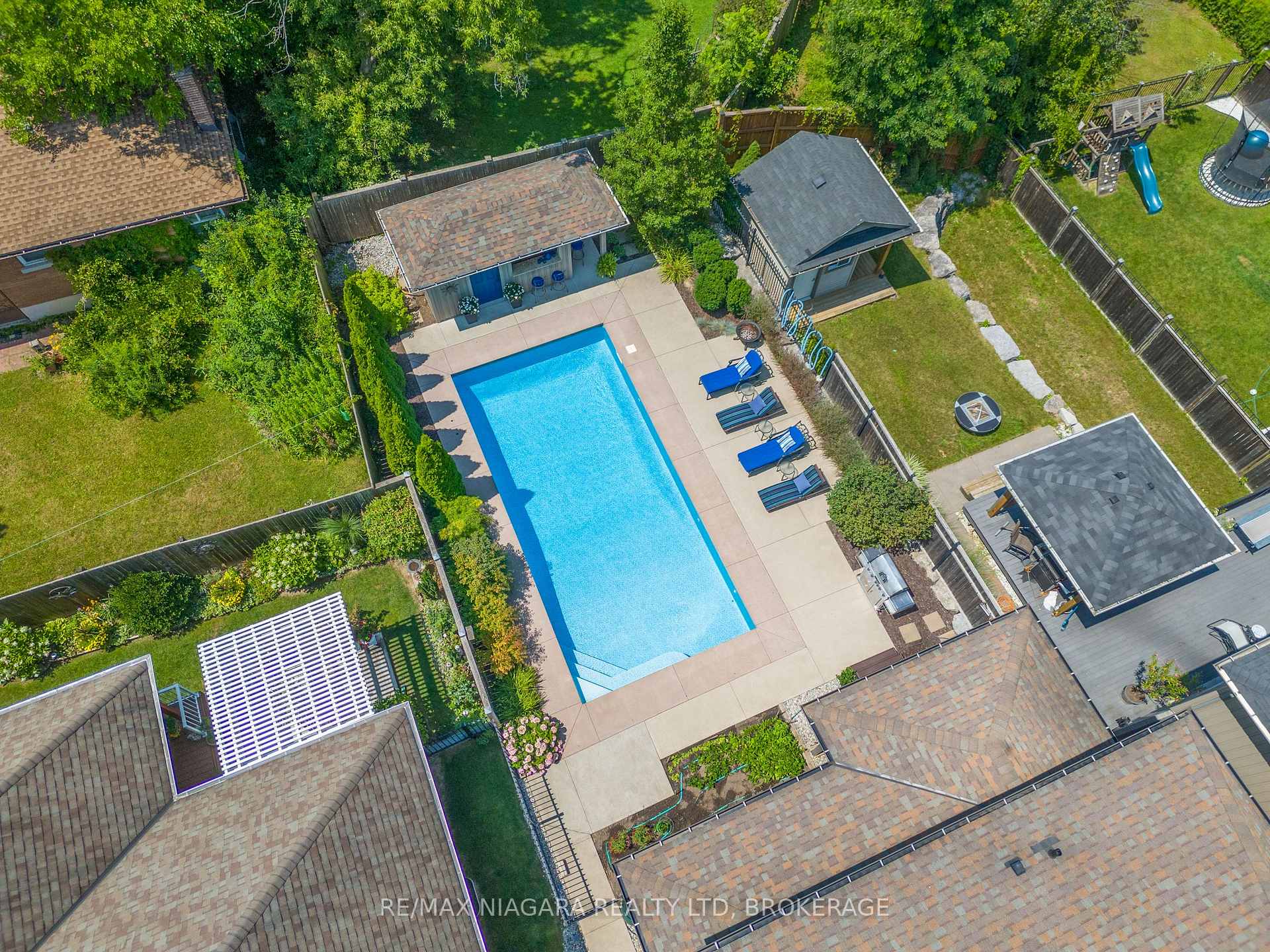 Photo 30 of 69 MacKenzie King Avenue, St. Catharines, Secord Woods — HOMEH