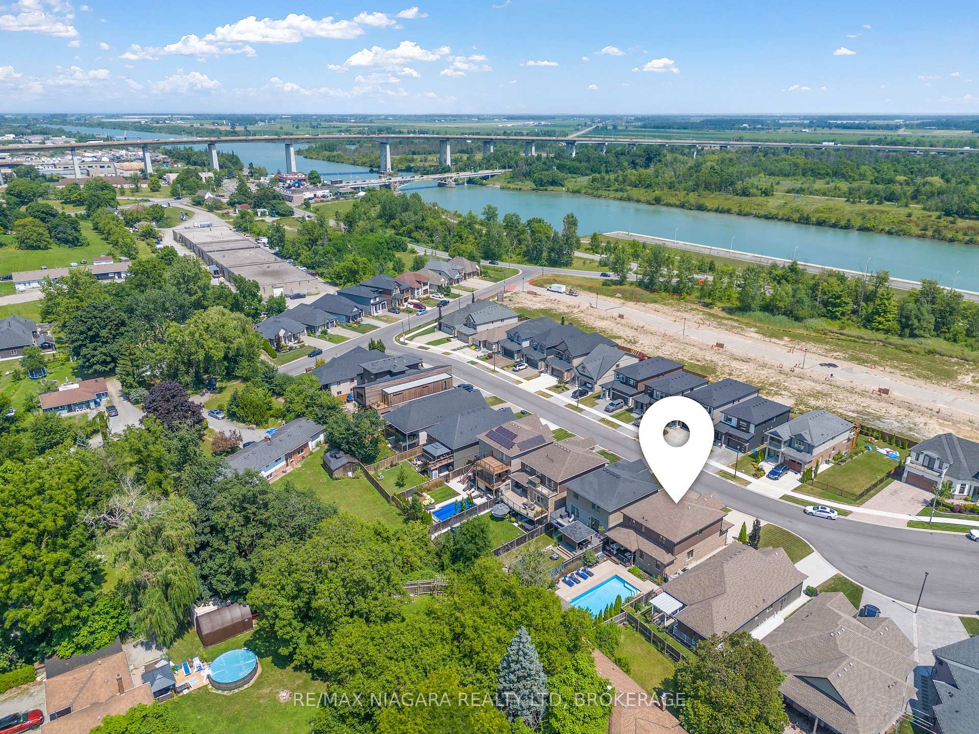 Photo 32 of 69 MacKenzie King Avenue, St. Catharines, Secord Woods — HOMEH