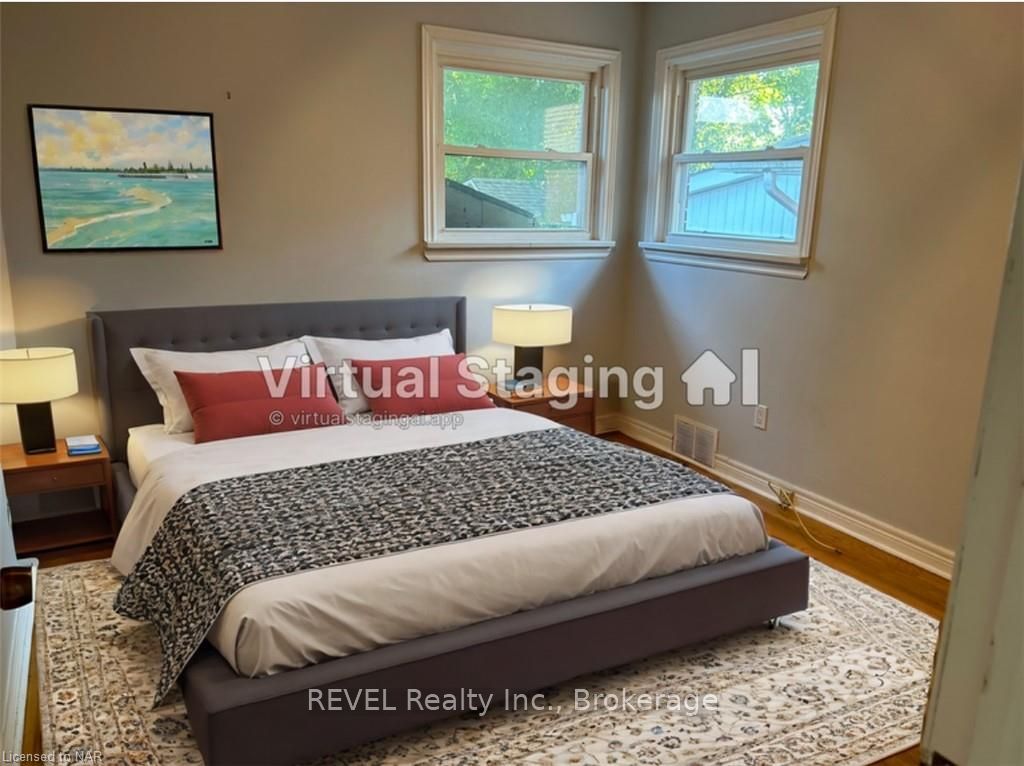 Photo 11 of 22 Ferndale Avenue, St. Catharines, Secord Woods — HOMEH