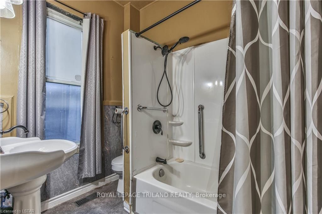 Photo 9 of 93 Malakoff Street, St. Thomas — HOMEH