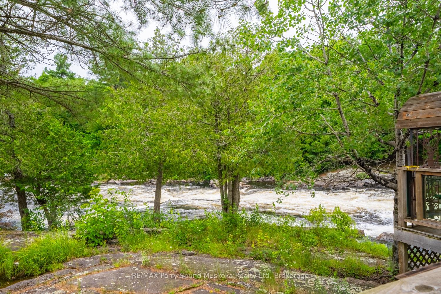 Photo 21 of 16 B Magnet Road, Magnetawan, Ahmic Harbour — HOMEH