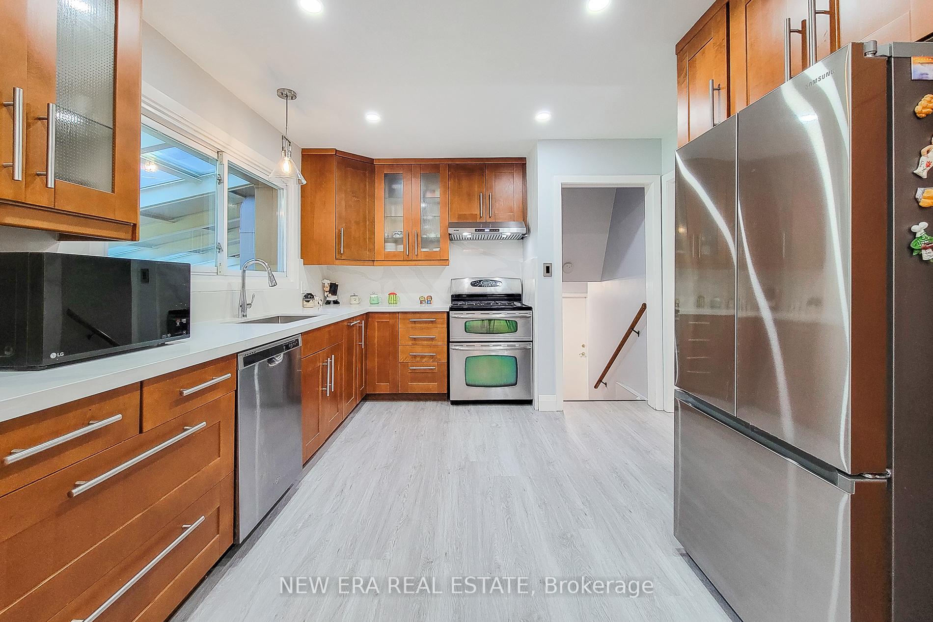 Photo 13 of 134 Bayview Drive, St. Catharines, Port Dalhousie — HOMEH