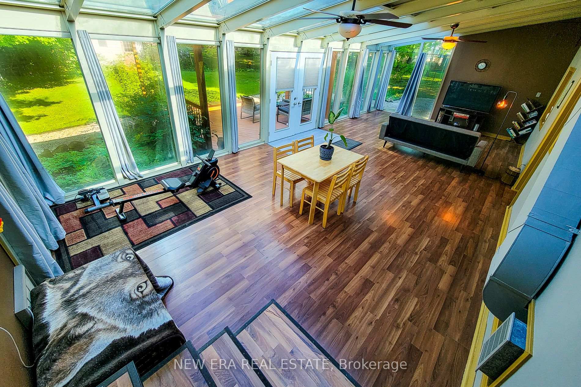 Photo 19 of 134 Bayview Drive, St. Catharines, Port Dalhousie — HOMEH