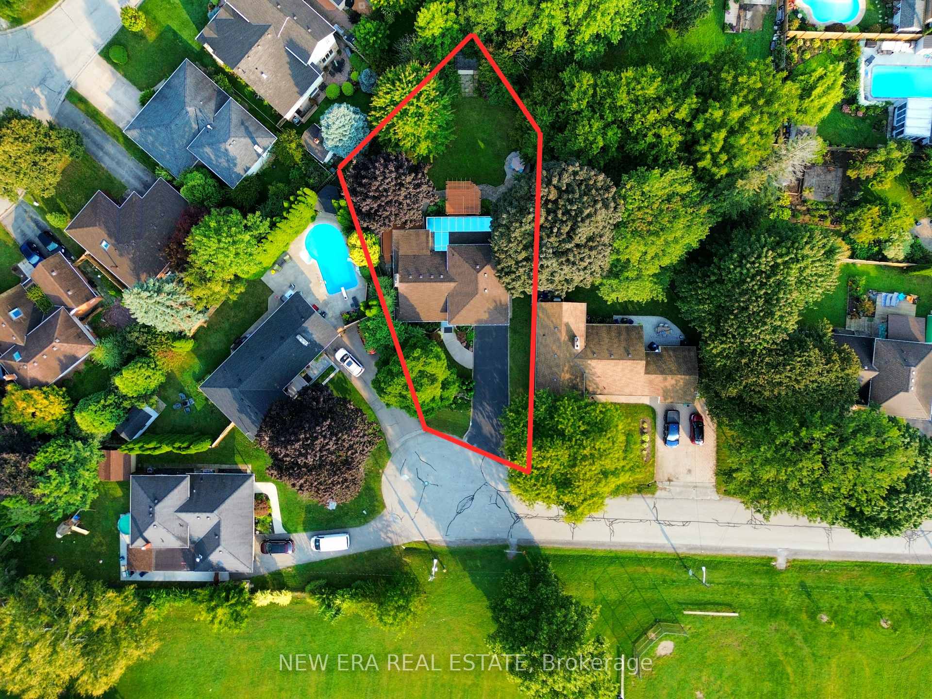 Photo 37 of 134 Bayview Drive, St. Catharines, Port Dalhousie — HOMEH