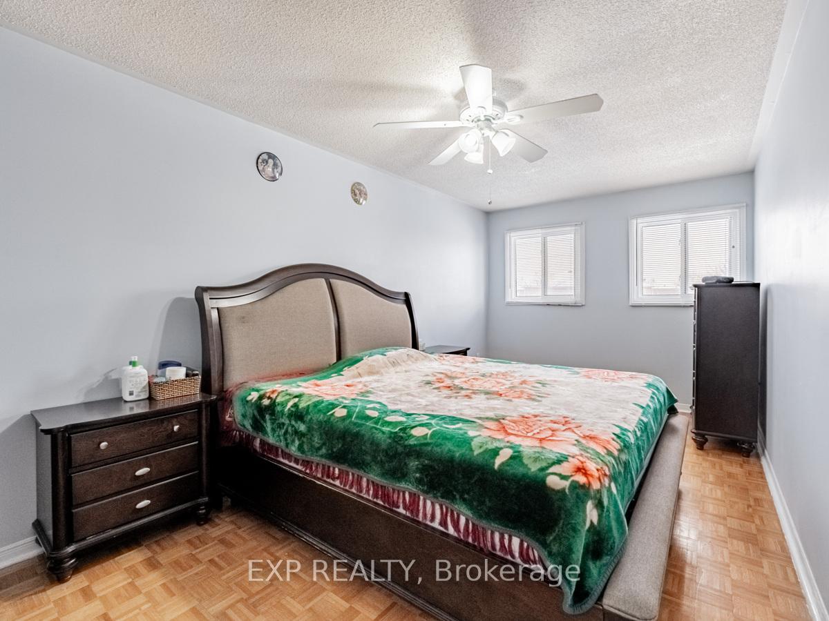 Photo 19 of 76 Blackmere Circle, Brampton, Fletcher's Creek South — HOMEH