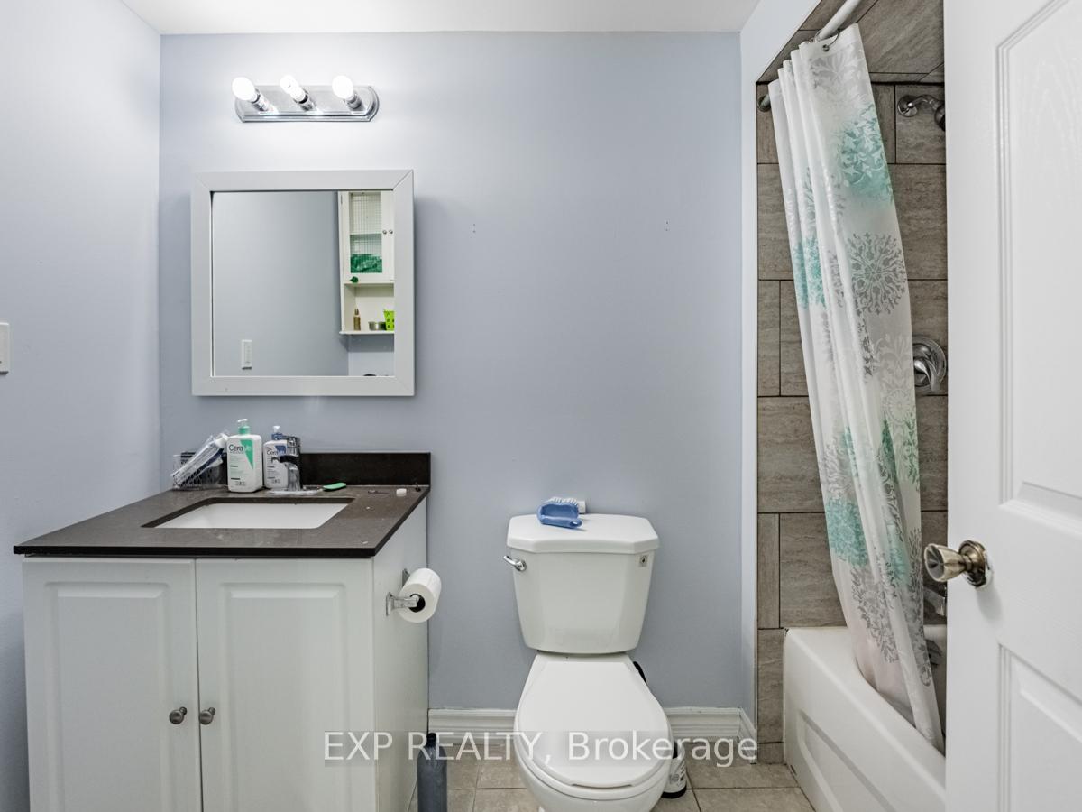 Photo 32 of 76 Blackmere Circle, Brampton, Fletcher's Creek South — HOMEH