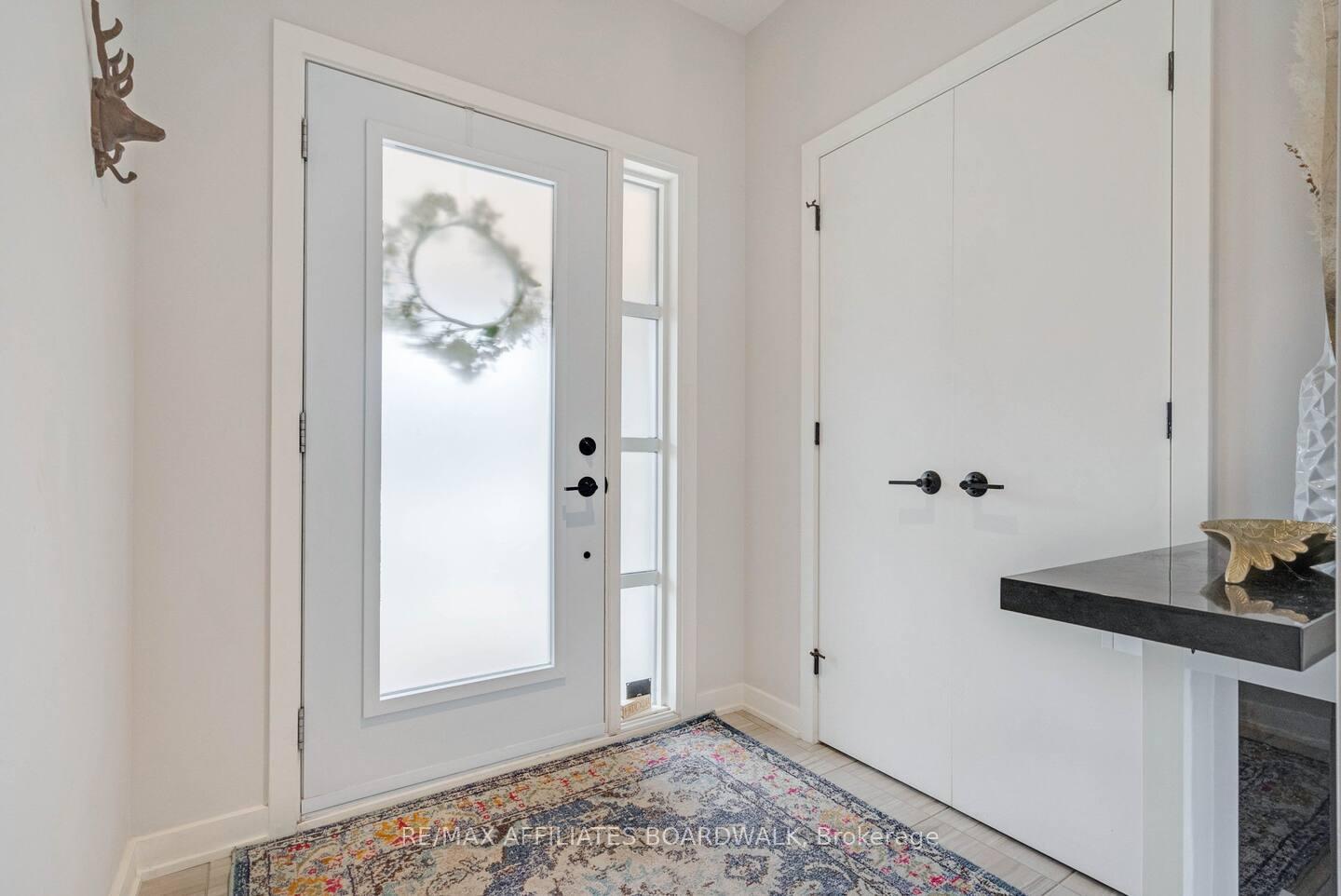 Photo 3 of 138 Larimar Circle, Ottawa, Riverside South/Gloucester Glen — HOMEH