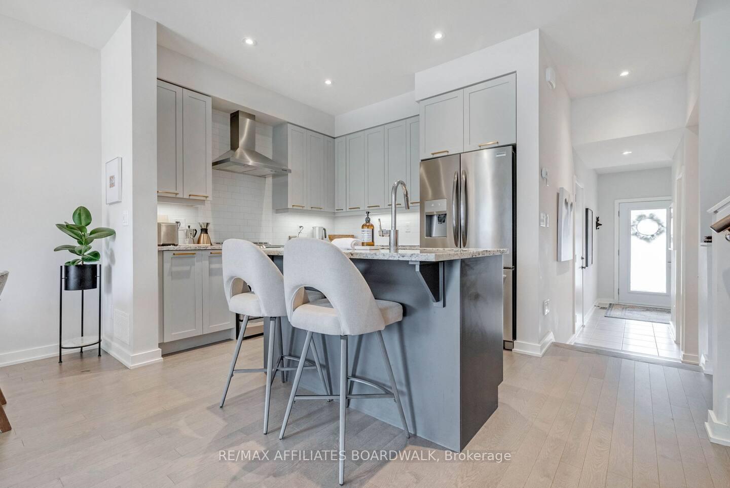 Photo 6 of 138 Larimar Circle, Ottawa, Riverside South/Gloucester Glen — HOMEH