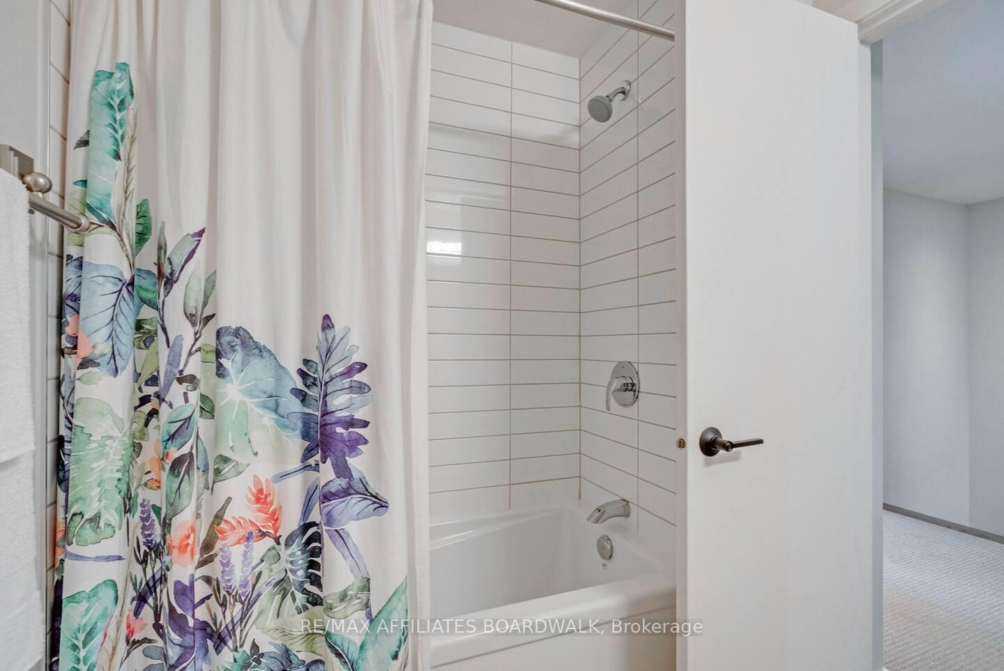 Photo 25 of 138 Larimar Circle, Ottawa, Riverside South/Gloucester Glen — HOMEH