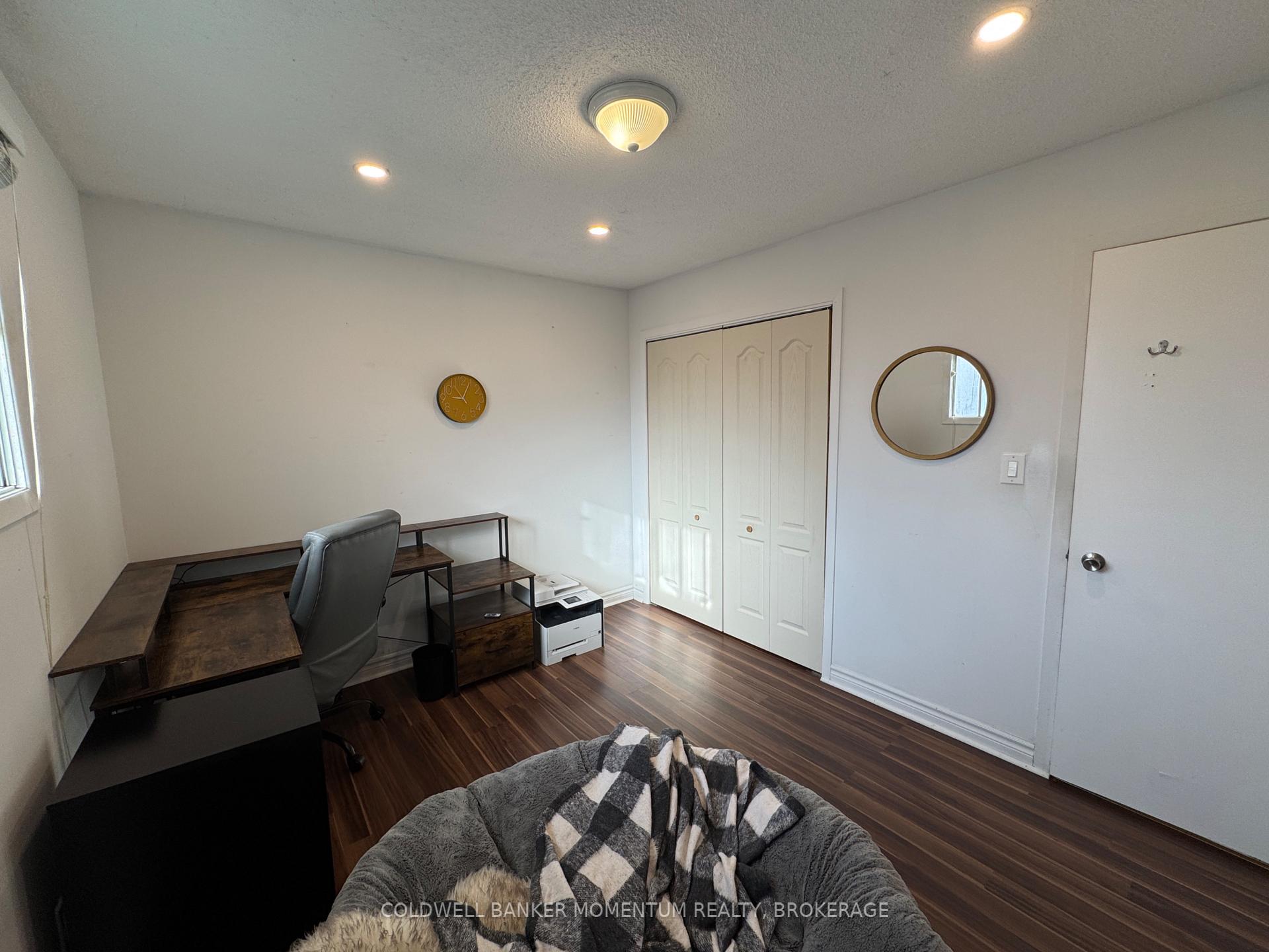 Photo 16 of 22 1/2 Durham Drive, St. Catharines, Port Weller — HOMEH