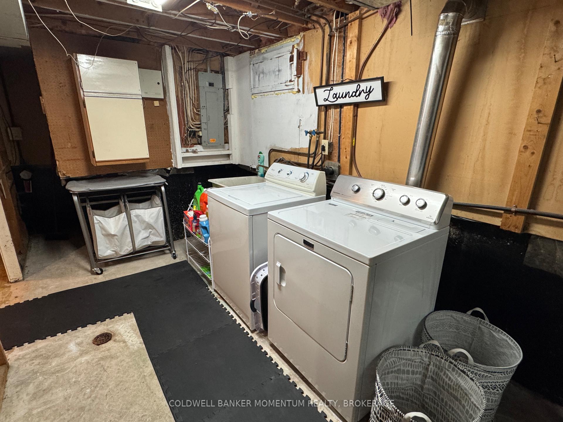 Photo 27 of 22 1/2 Durham Drive, St. Catharines, Port Weller — HOMEH