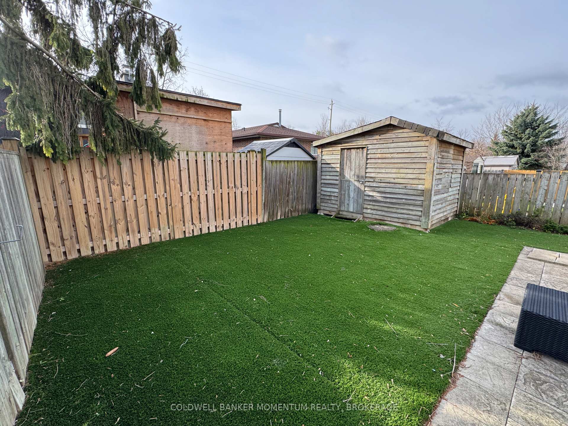 Photo 29 of 22 1/2 Durham Drive, St. Catharines, Port Weller — HOMEH
