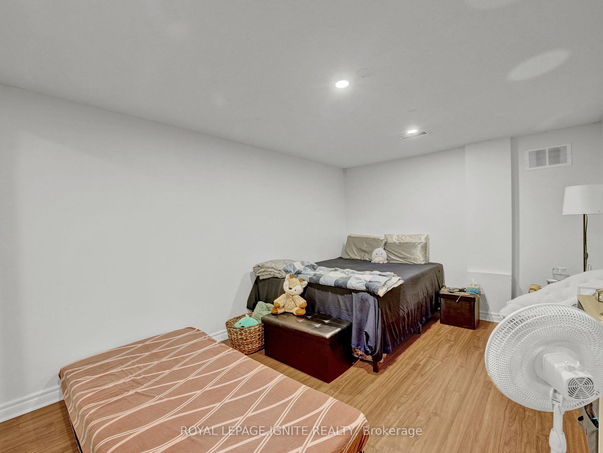 Photo 42 of 114 Montmorency Drive, Hamilton, Red Hill — HOMEH