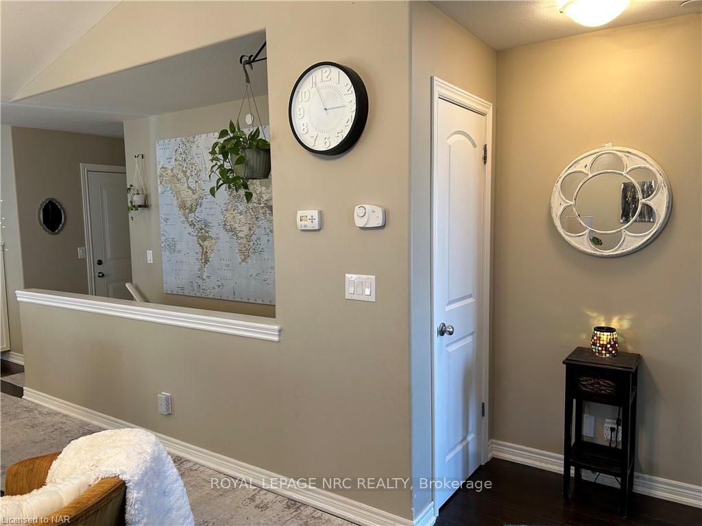 Photo 20 of 82 Parkside Drive, St. Catharines, Port Weller — HOMEH