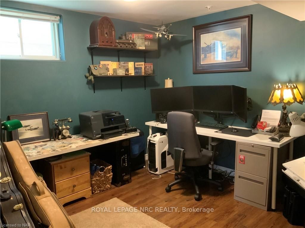 Photo 29 of 82 Parkside Drive, St. Catharines, Port Weller — HOMEH