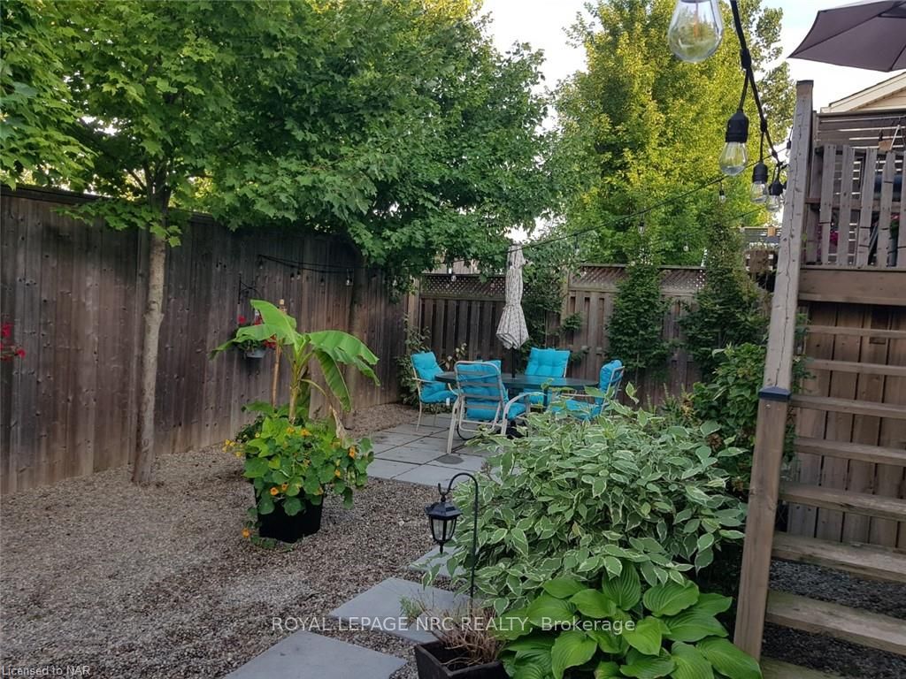 Photo 31 of 82 Parkside Drive, St. Catharines, Port Weller — HOMEH
