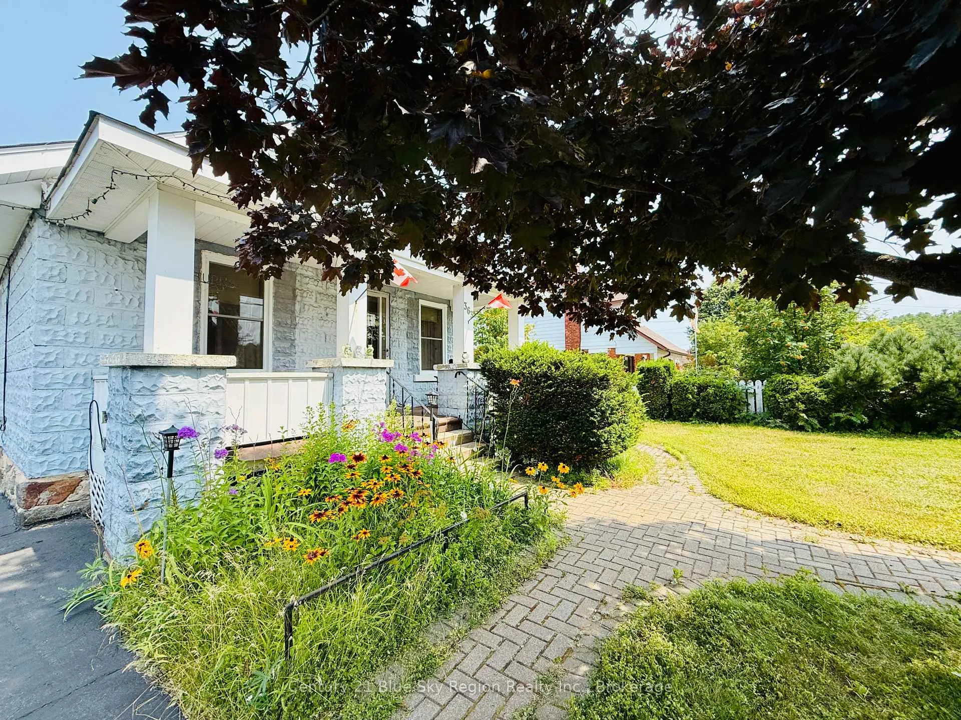 Photo 4 of 363 Park Street, Mattawa — HOMEH