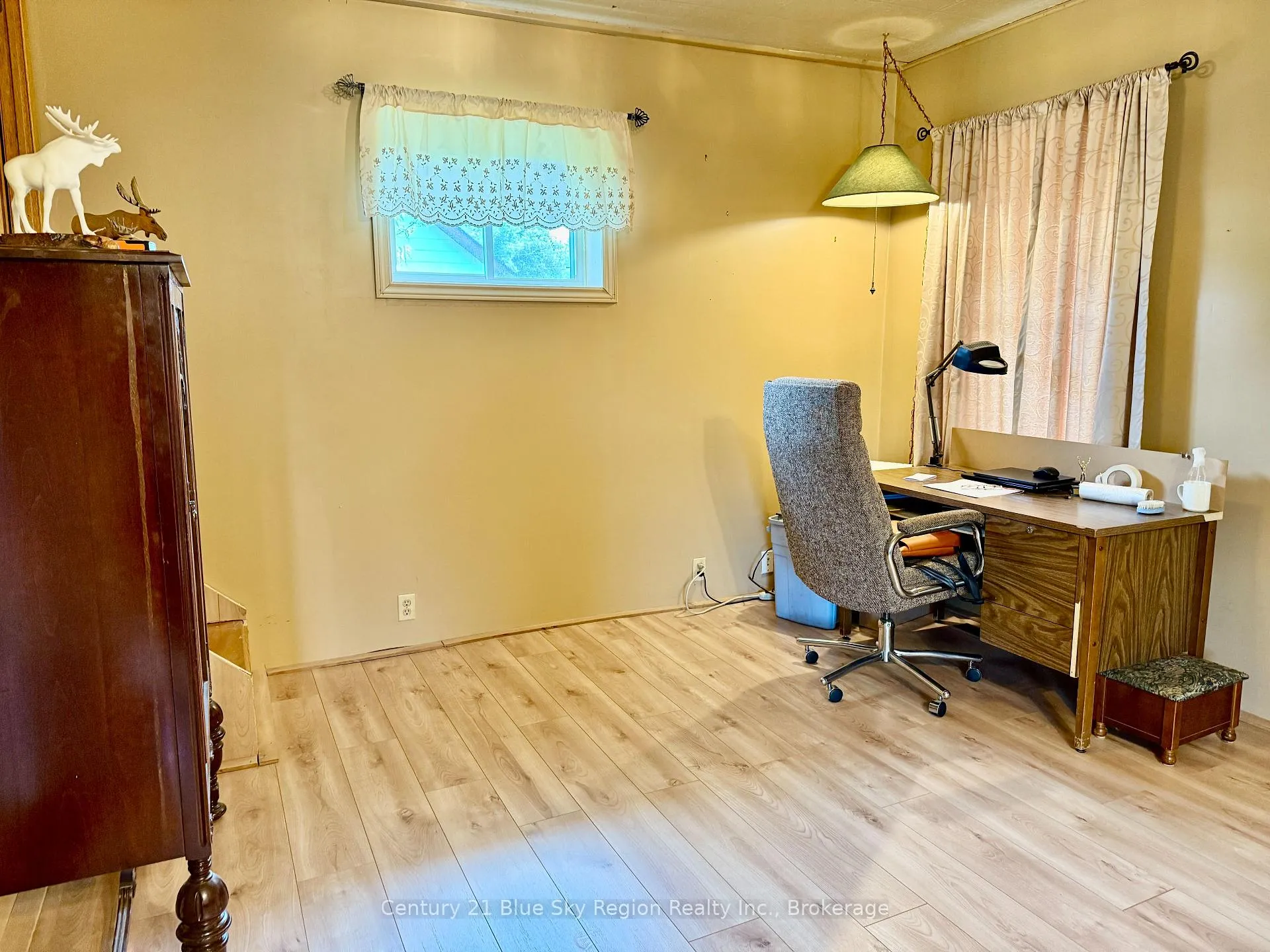 Photo 13 of 363 Park Street, Mattawa — HOMEH
