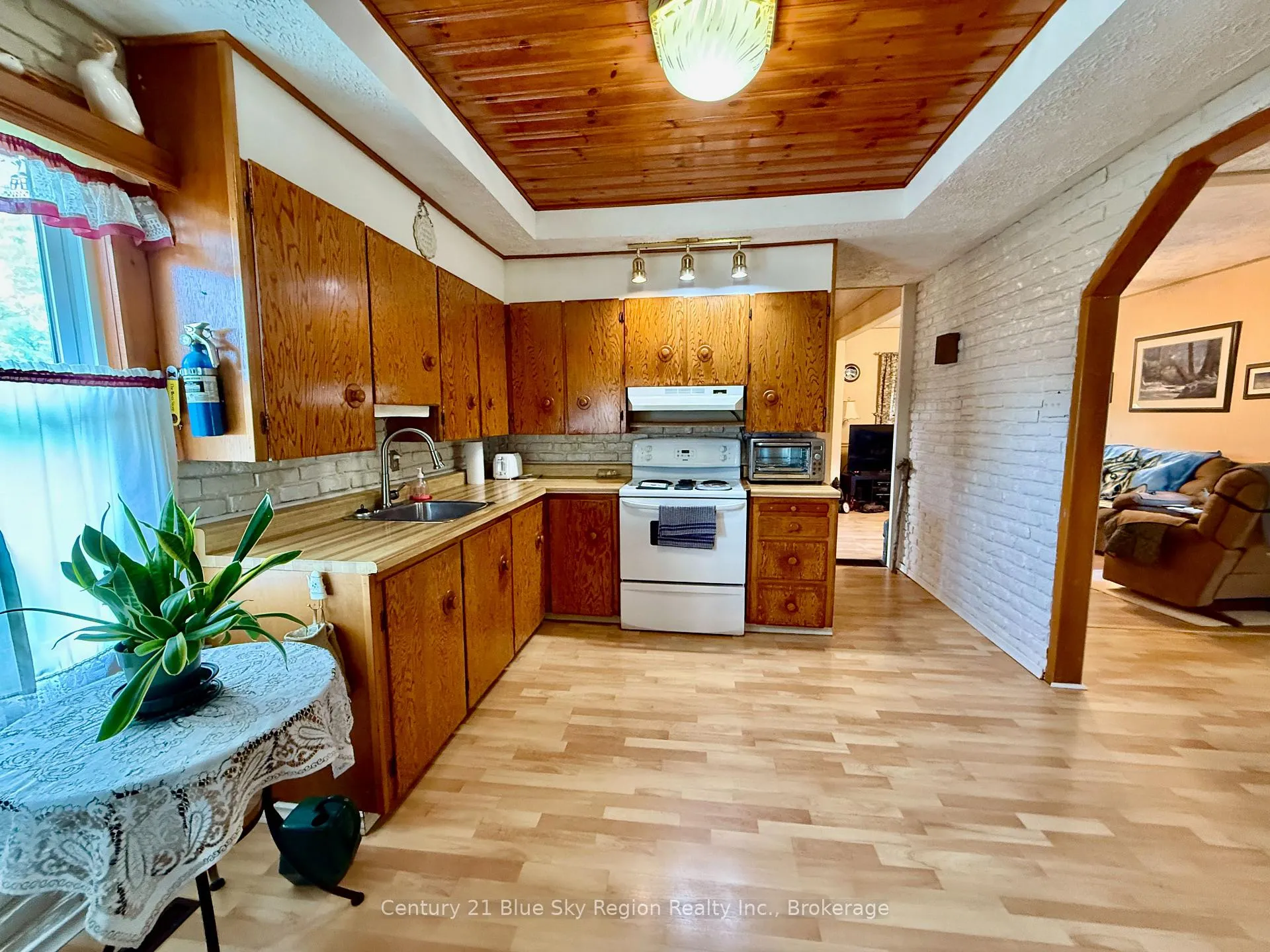 Photo 16 of 363 Park Street, Mattawa — HOMEH