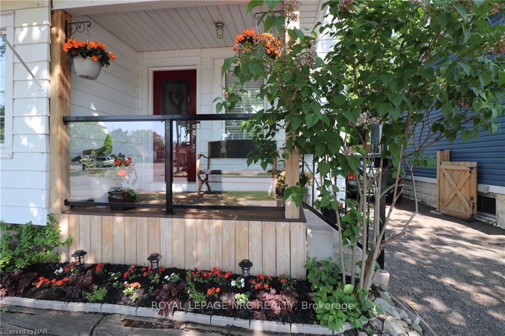 Photo 3 of 182 Lake Street, St. Catharines, Downtown — HOMEH