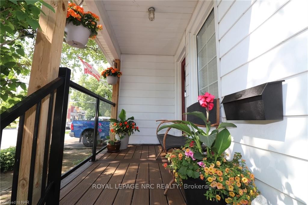 Photo 4 of 182 Lake Street, St. Catharines, Downtown — HOMEH