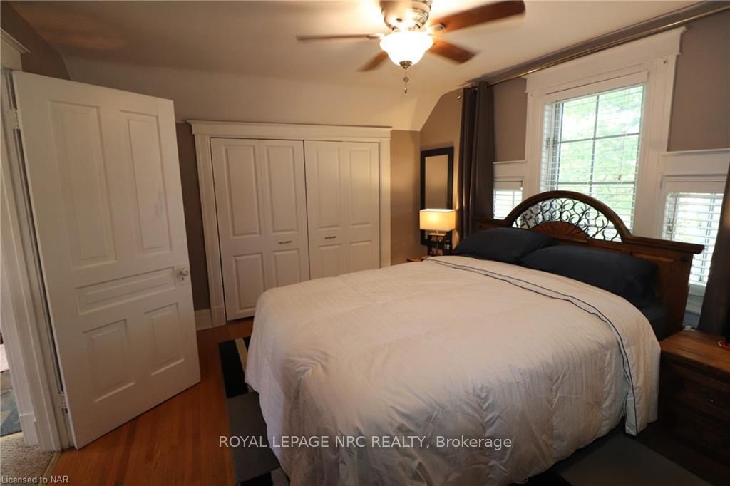 Photo 20 of 182 Lake Street, St. Catharines, Downtown — HOMEH