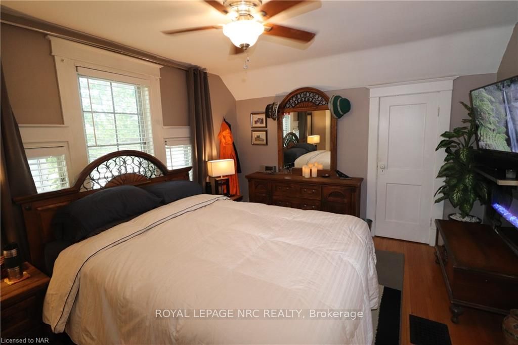 Photo 21 of 182 Lake Street, St. Catharines, Downtown — HOMEH