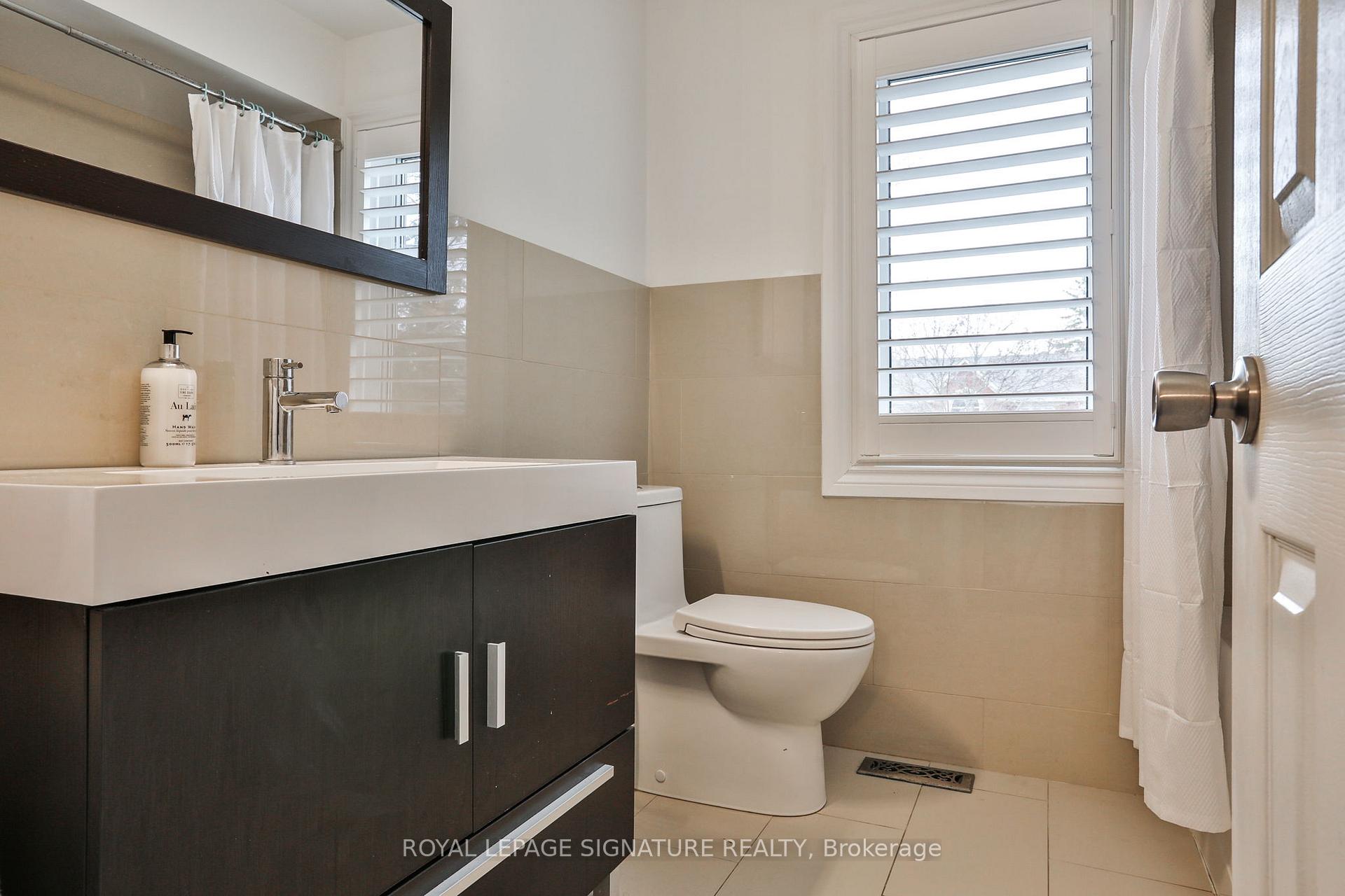 Photo 26 of 14 Grand Forest Drive, Barrie, Bayshore — HOMEH