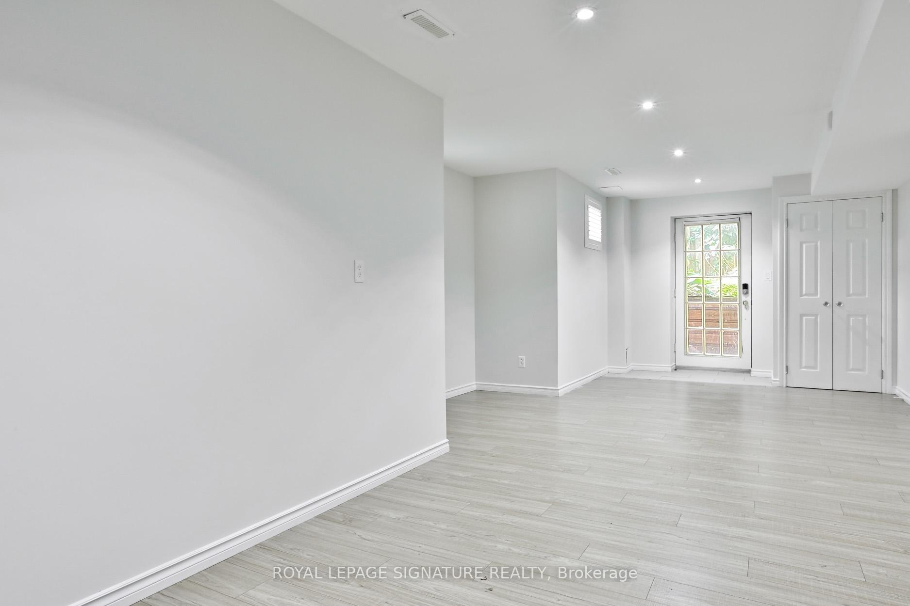 Photo 30 of 14 Grand Forest Drive, Barrie, Bayshore — HOMEH