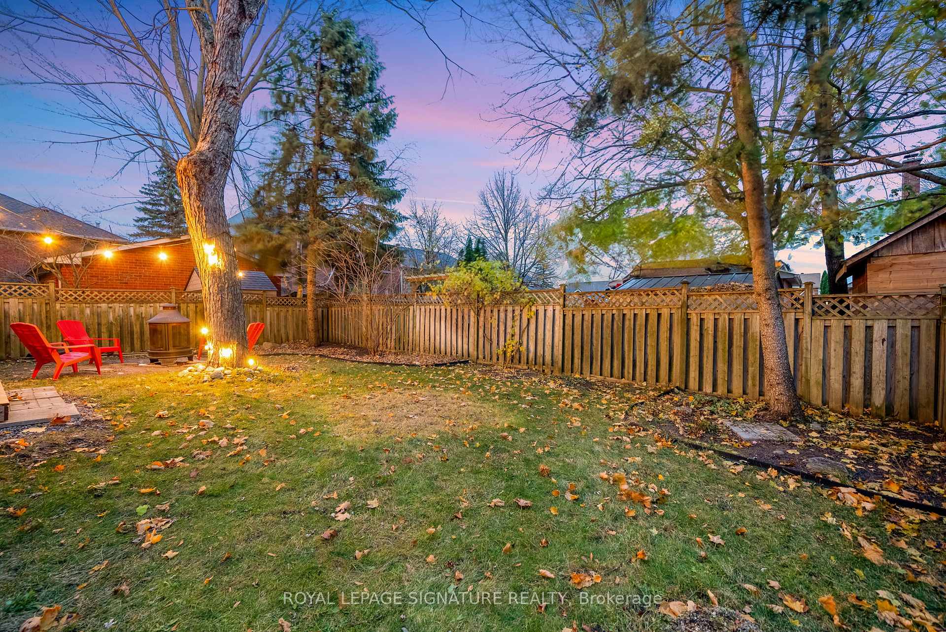Photo 32 of 14 Grand Forest Drive, Barrie, Bayshore — HOMEH