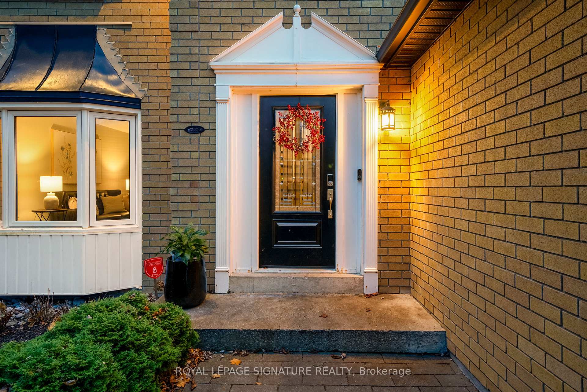 Photo 35 of 14 Grand Forest Drive, Barrie, Bayshore — HOMEH
