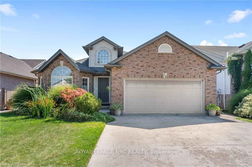 Photo 1 of 12 Briarwood Drive, St. Catharines, Rykert/Vansickle — HOMEH