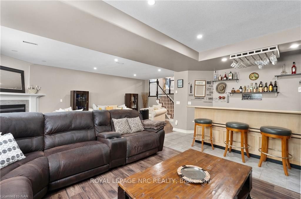 Photo 25 of 12 Briarwood Drive, St. Catharines, Rykert/Vansickle — HOMEH