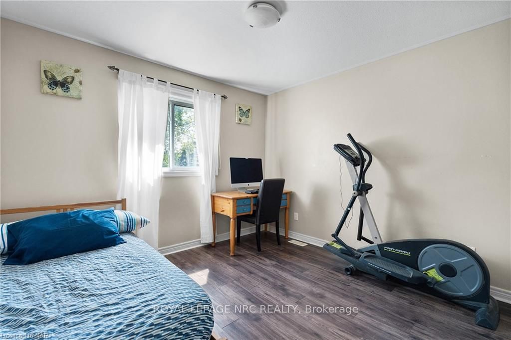 Photo 31 of 12 Briarwood Drive, St. Catharines, Rykert/Vansickle — HOMEH