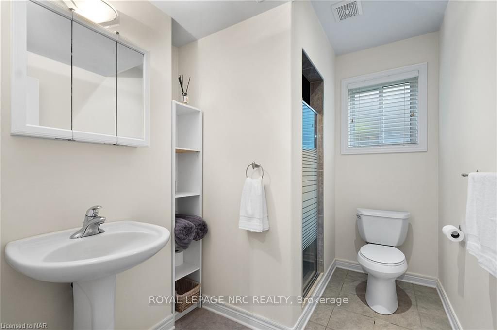 Photo 34 of 12 Briarwood Drive, St. Catharines, Rykert/Vansickle — HOMEH