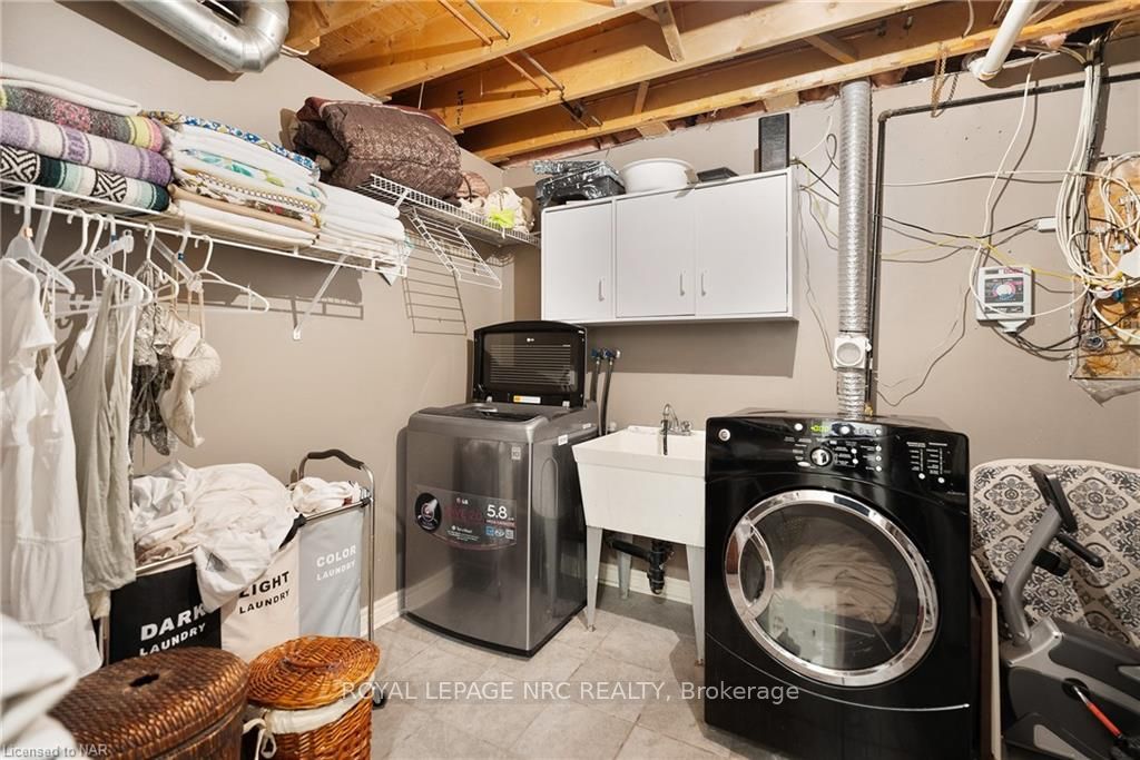 Photo 38 of 12 Briarwood Drive, St. Catharines, Rykert/Vansickle — HOMEH