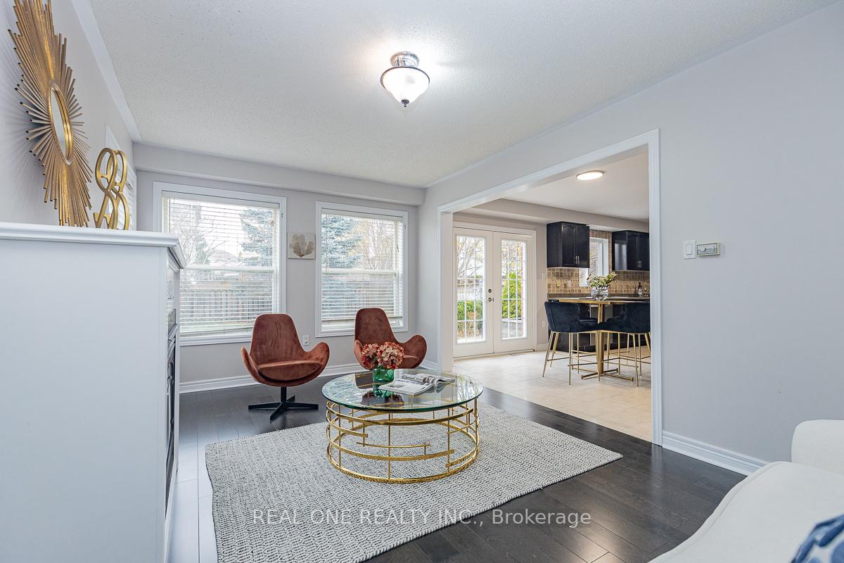 Photo 7 of 227 Esther Drive, Barrie, Painswick South — HOMEH