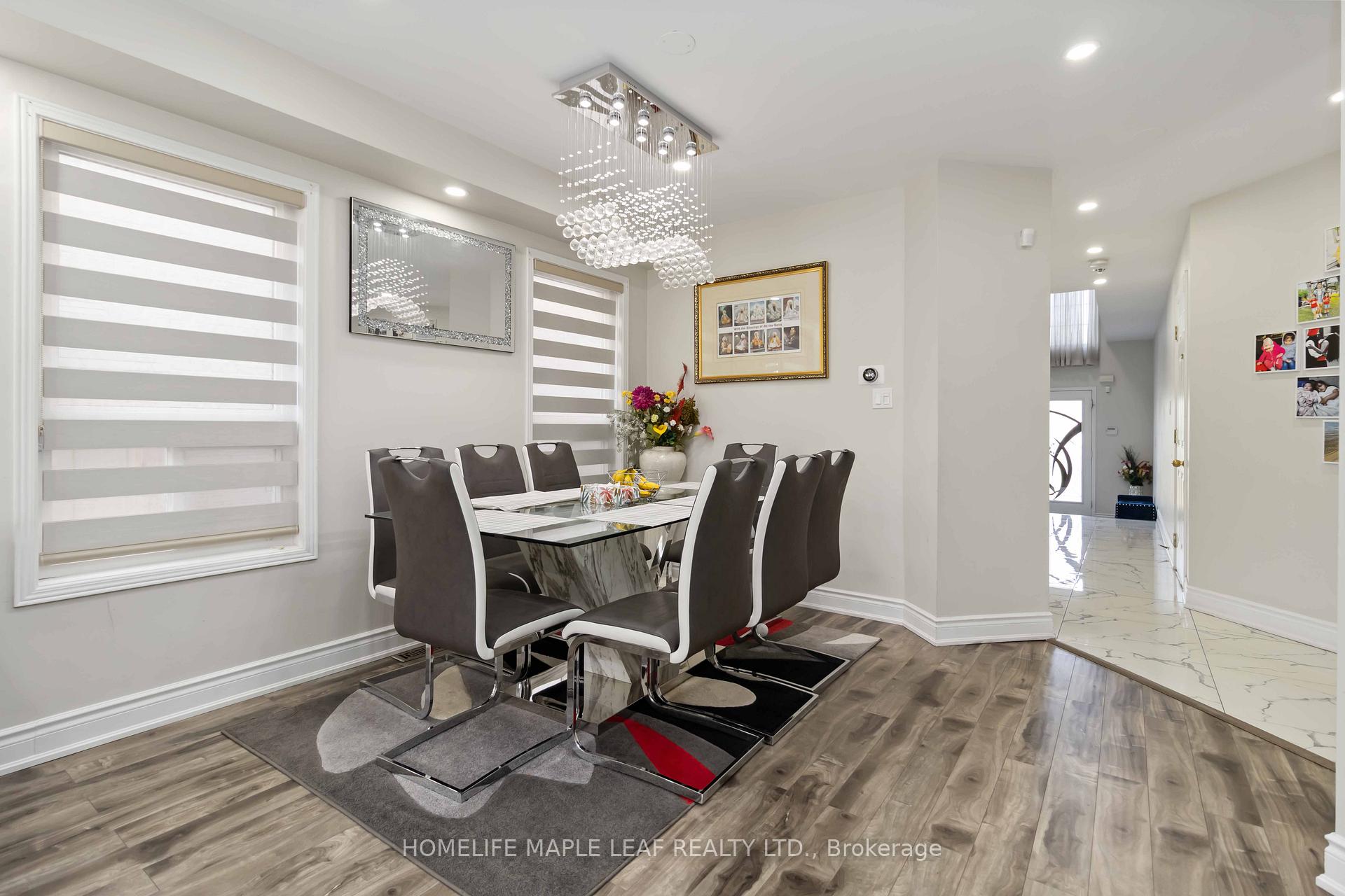 Photo 9 of 43 Schooner Drive, Brampton, Fletcher's Meadow — HOMEH