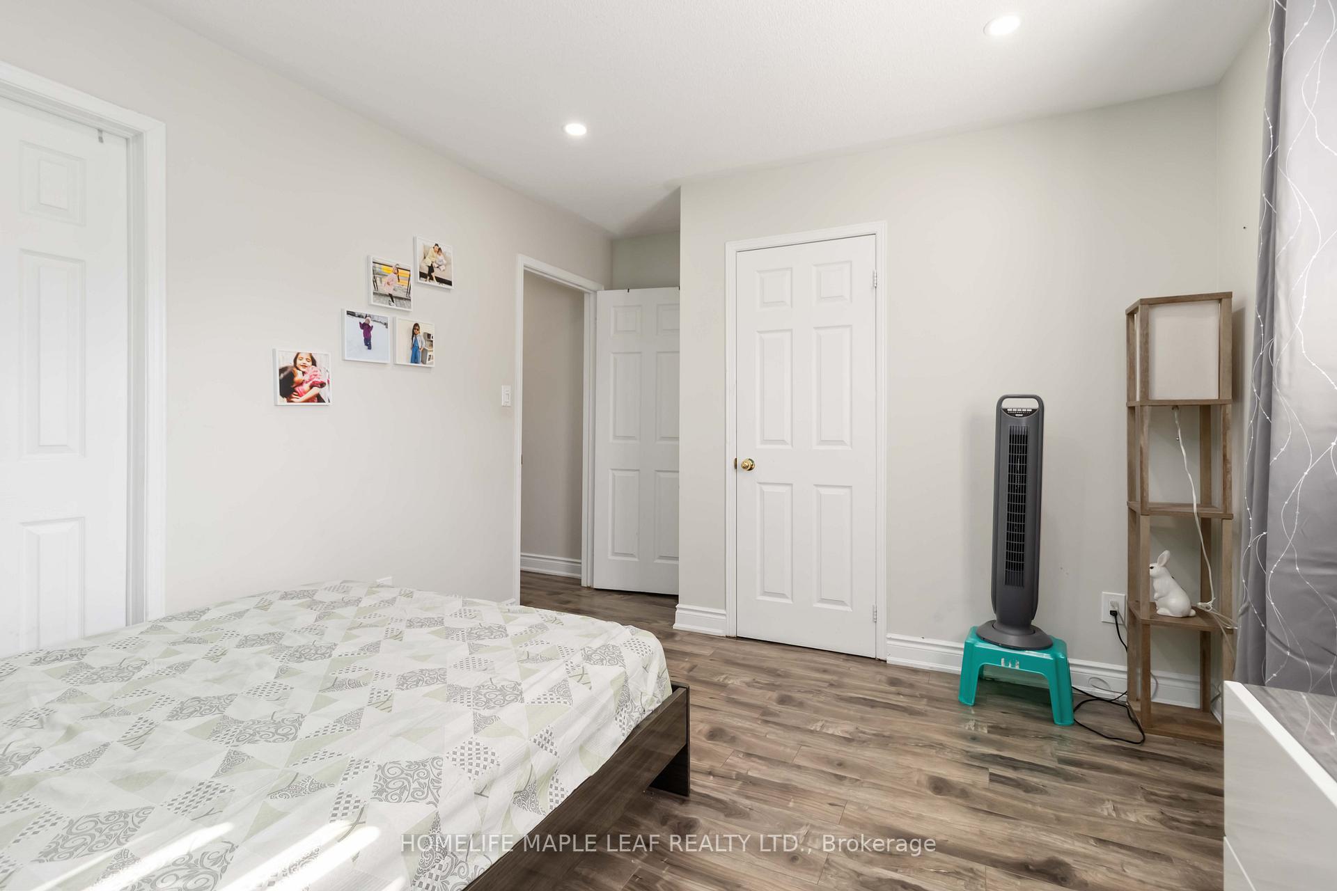 Photo 14 of 43 Schooner Drive, Brampton, Fletcher's Meadow — HOMEH
