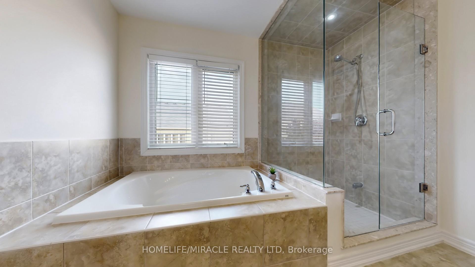 Photo 16 of 101 George Robinson Drive, Brampton, Credit Valley — HOMEH