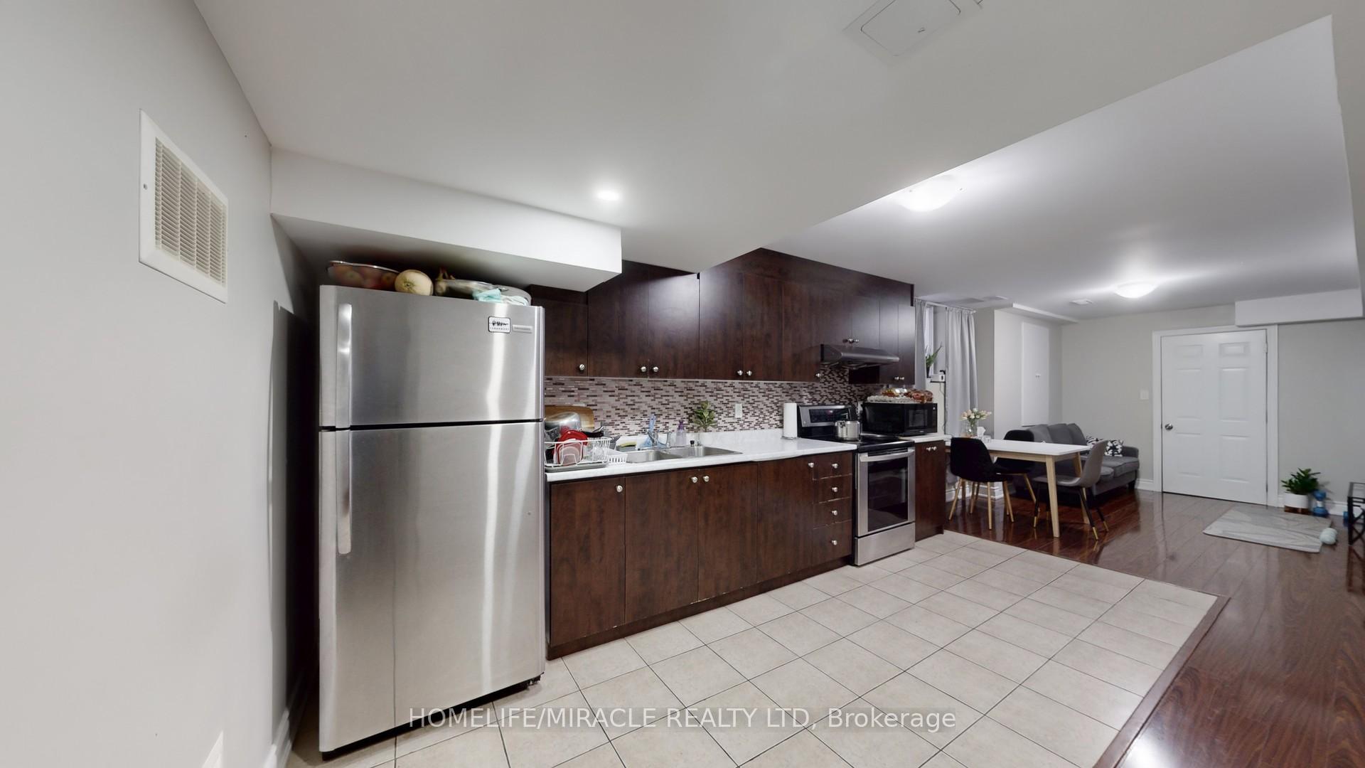 Photo 11 of 101 George Robinson Drive, Brampton, Credit Valley — HOMEH