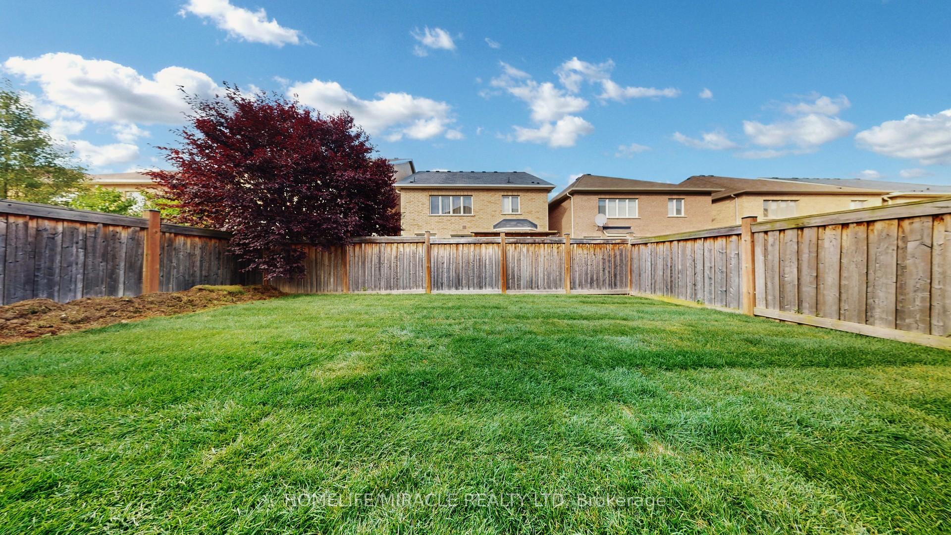 Photo 34 of 101 George Robinson Drive, Brampton, Credit Valley — HOMEH