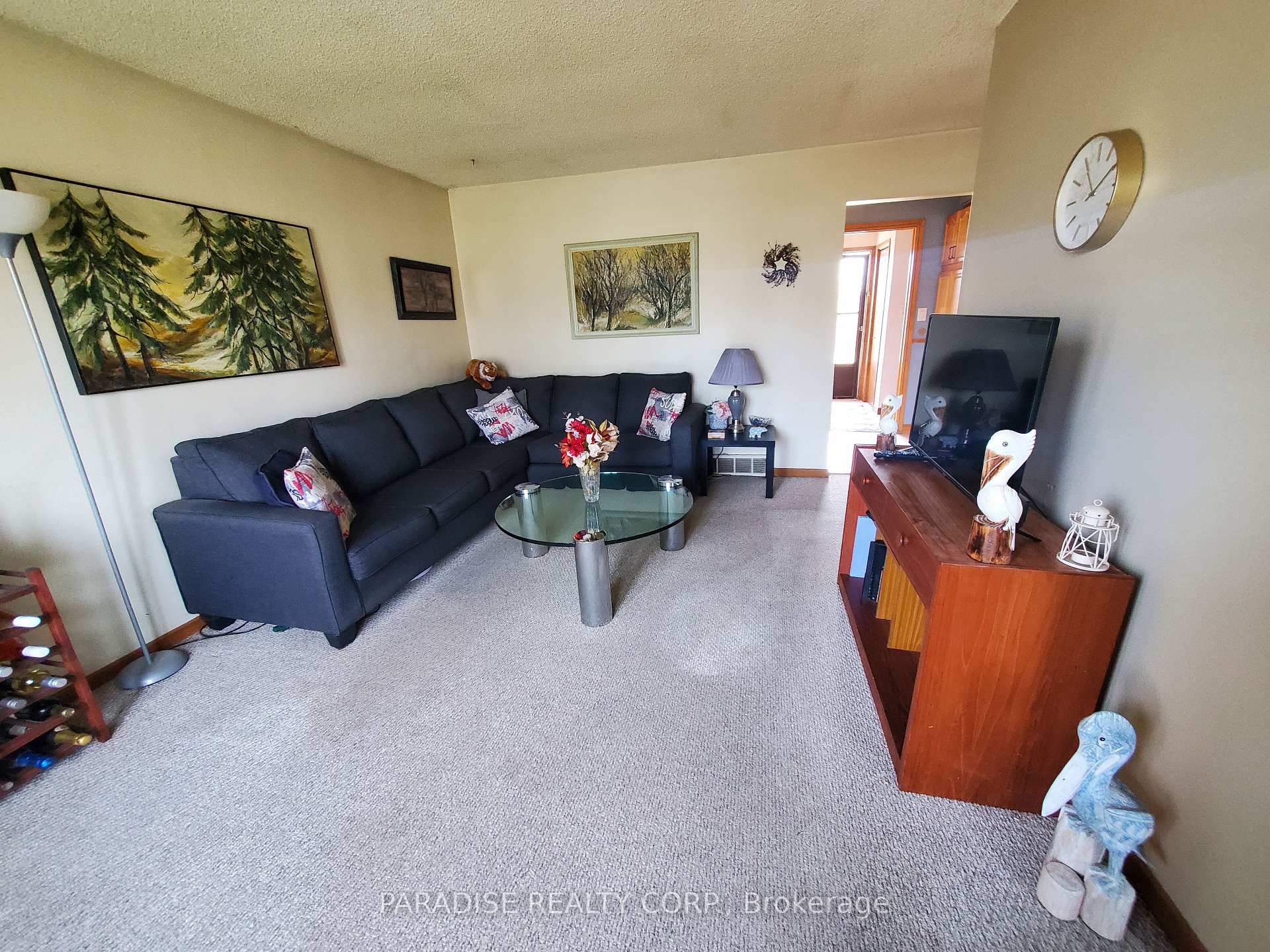 Photo 6 of 18 Willcher Drive, St. Catharines, Lakeshore — HOMEH
