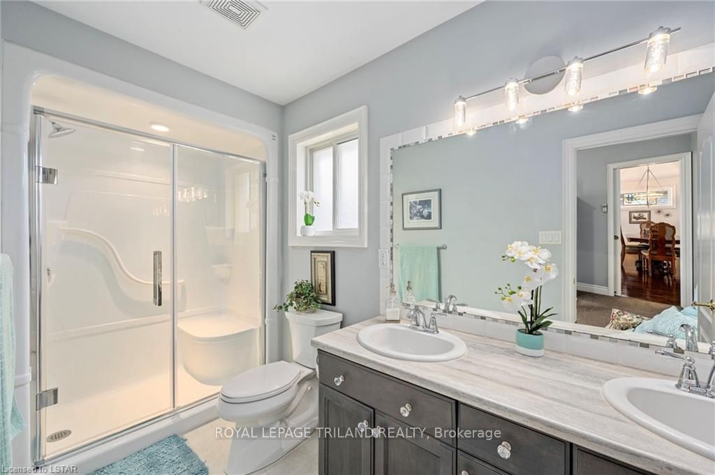 Photo 18 of 45 Westlake Drive, St. Thomas — HOMEH