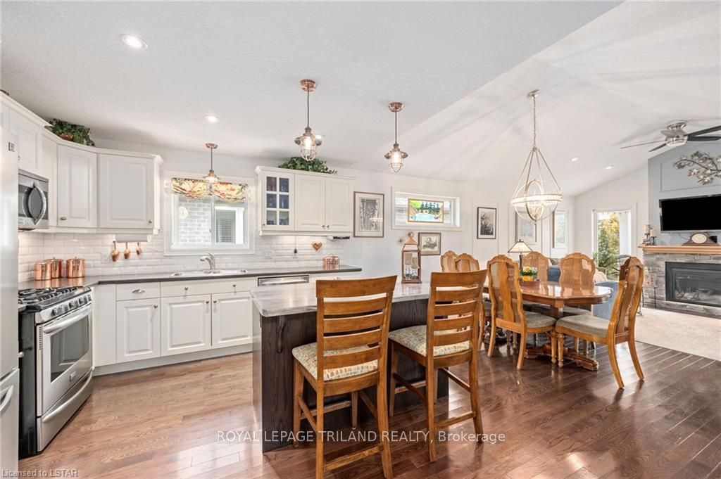 Photo 29 of 45 Westlake Drive, St. Thomas — HOMEH