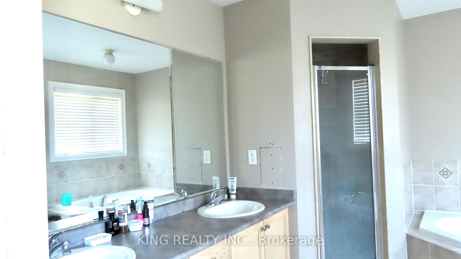 Photo 11 of 34 Lynnvalley Crescent, Brampton, Bram East — HOMEH