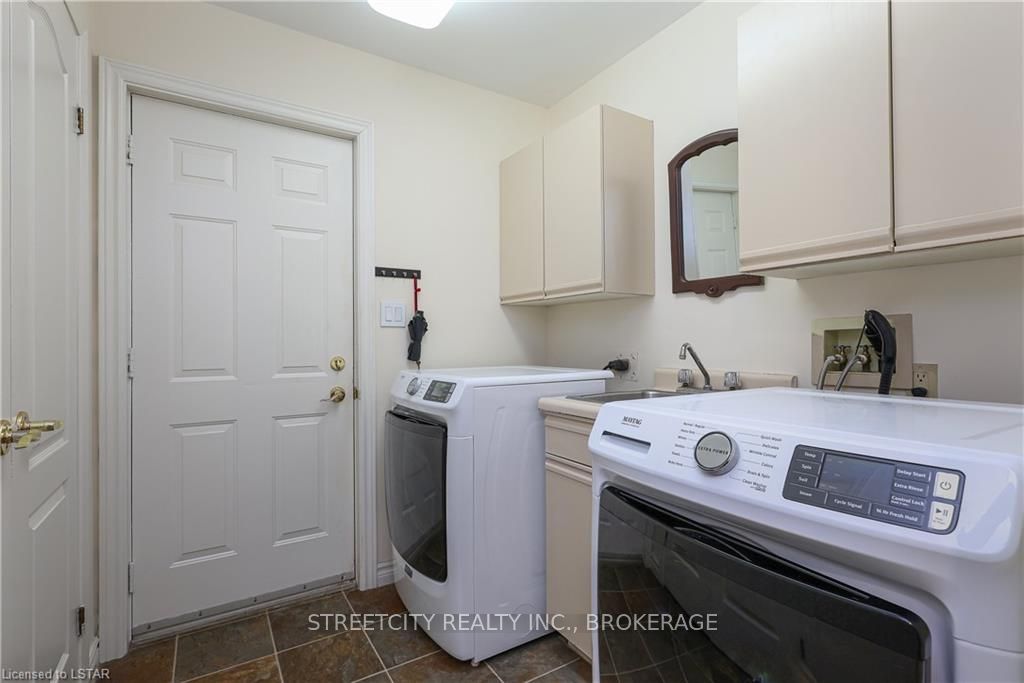 Photo 32 of 20 Trevithick Terrace, St. Thomas — HOMEH