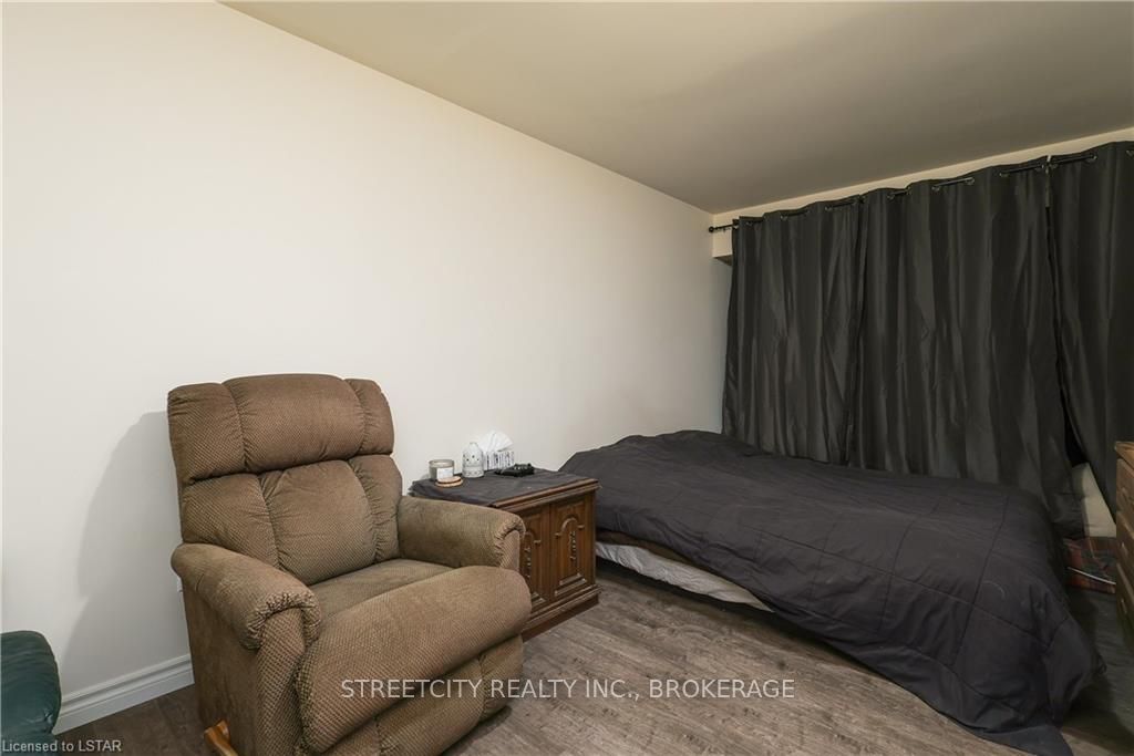Photo 37 of 20 Trevithick Terrace, St. Thomas — HOMEH